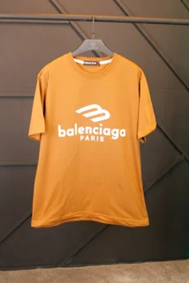 تیشرت پنبه  طرح BALENCI  چاپی - عمده-قیمت هر عدد 439000
